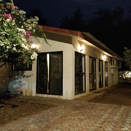 Chalet Casa Amor, Perfect Home Amidst Tranquility Karjat Exteriér fotografie